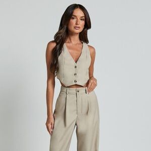 NWT Showpo Izara Vest V-Neck Button-Up Cropped Vest